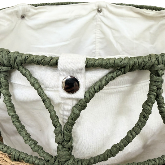 Cesto em papel torcido com forro