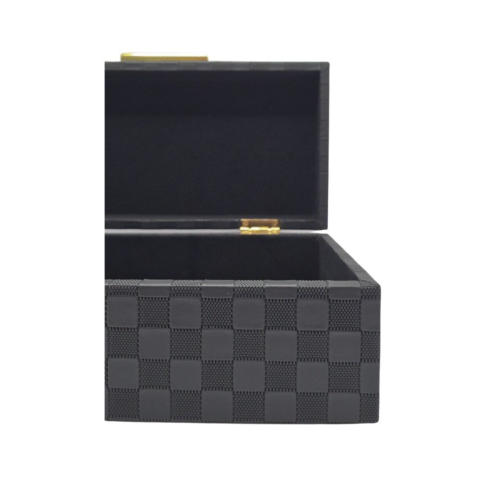 Caixa decorativa All Black aberta mostrando o interior - Il Nido