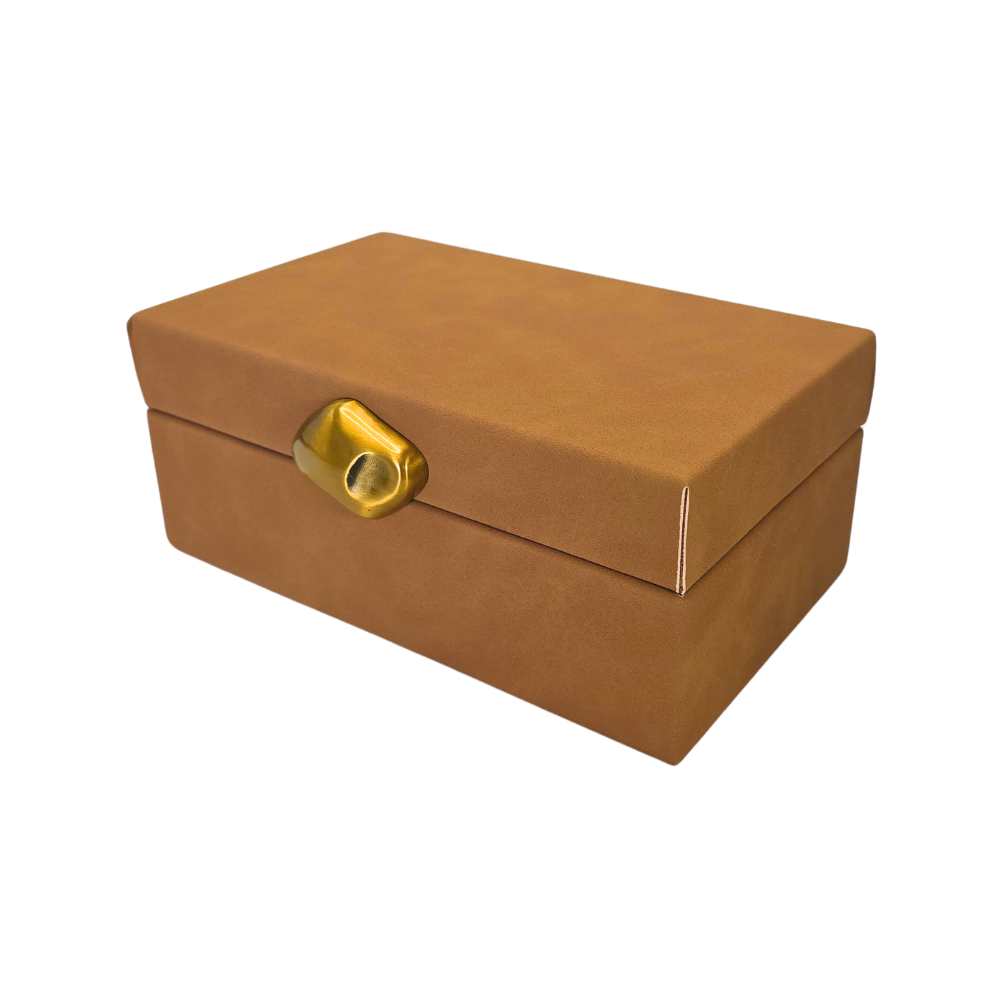 Caixa decorativa Stone em MDF revestida em aveludado terracota com fechamento dourado - 8,3x20x12cm - Il Nido