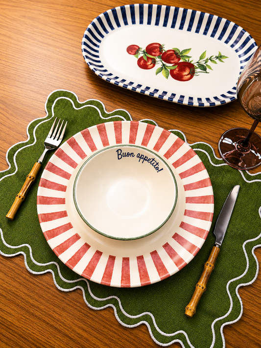 prato raso de ceramica stripes vermelho 29cm - Il Nido